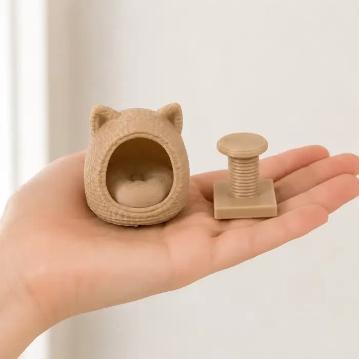 Ensemble de 2 lits miniatures pour chats, modèle arbre à chat - parfait pour les amateurs de miniatures et un cadeau créatif pour les amoureux des chats.