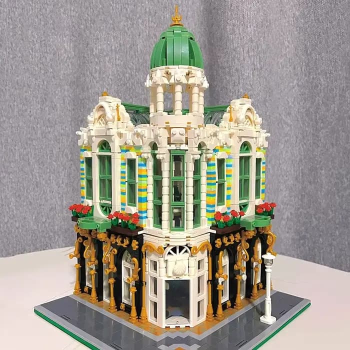 Creative Cuba Hotel City Street View Architecture Building Blocks Gem Shop Bicycle Store Micro Bricks Model Toys Gift Girl Adult