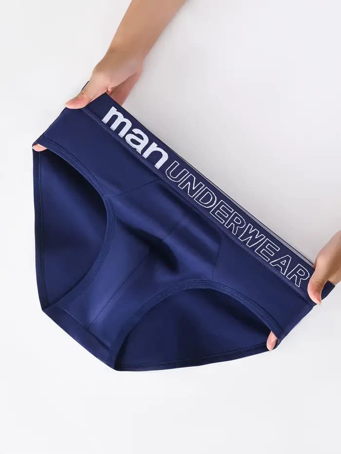 Sous-vêtements en coton respirant pour hommes, slips près du corps, culottes de sport confortables, personnalité, tendance, vente chaude, 4 pièces