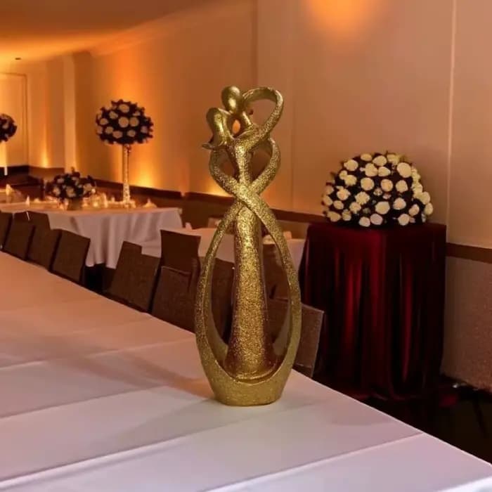 Statue de couple romantique, 1 pièce, décor d'amour en grès pour mariage, saint-valentin, décoration de maison et de chambre à coucher, cadeau pour les couples