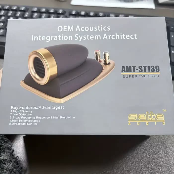 Câble audio à compensation ultra haute fréquence avec bornes plaquées or véritable