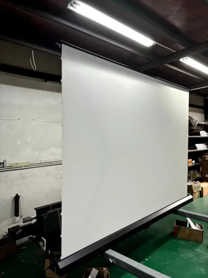 Écran de projection motorisé au sol, tissé, acoustiquement transparent, électrique, déroulable, 8K 4