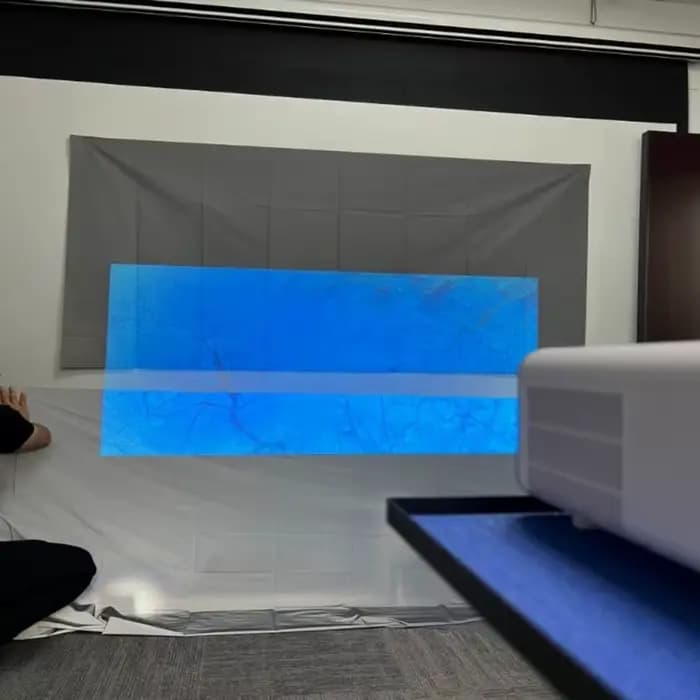 Écran projection résistant aux rides Y1UB avec revêtement optique pour des visuels