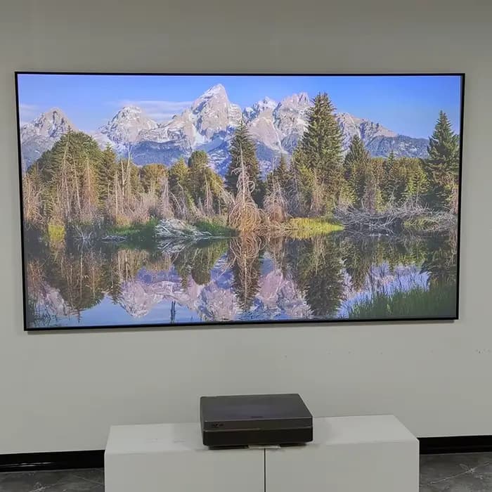 VisualMr-Écran de projection ALR UST 8K
